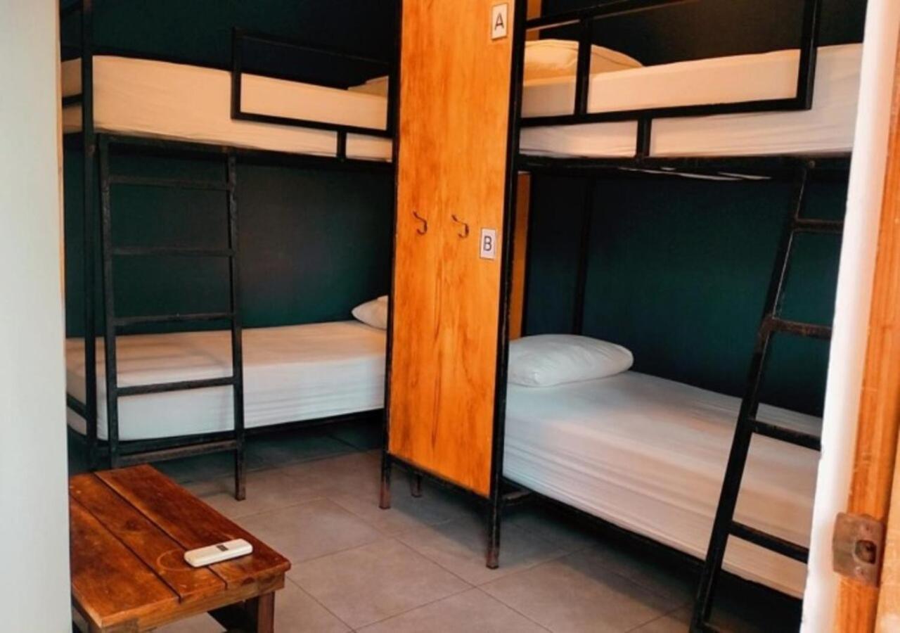 Slumber Party Montanita Hotell Eksteriør bilde